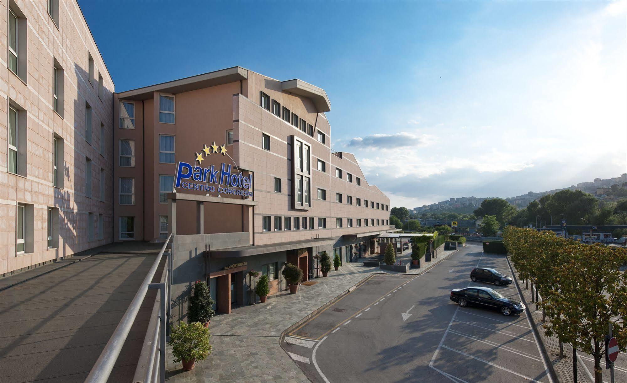 Park Hotel Centro Congressi Potenza Exteriér fotografie